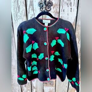 Cutter LTD size large Poinsettia & Santa sweater Christmas